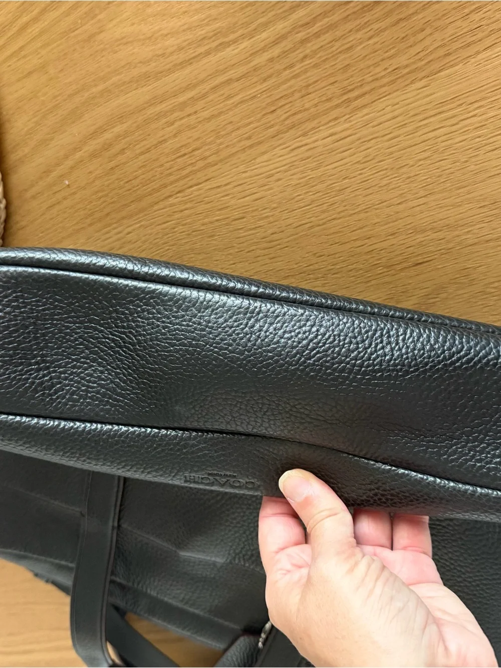 Coach Men's/unisex Hamilton Black Pebbled Leather Laptop Bag Crossbody